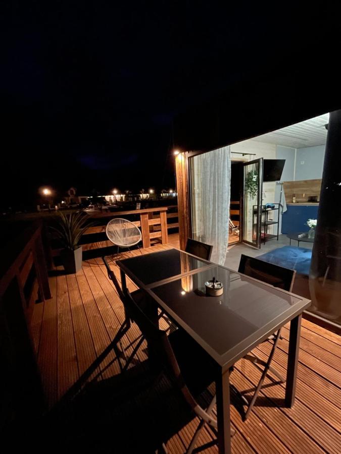 Xoxo Lake House Gizycko Exterior photo