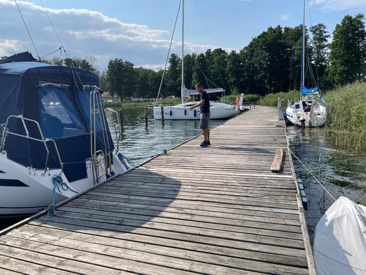 Xoxo Lake House Gizycko Exterior photo